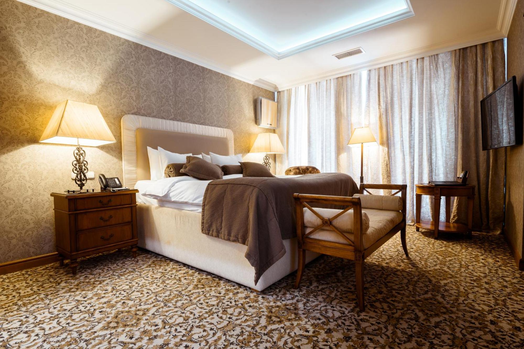 Cosmonaut Hotel Karaganda Bagian luar foto